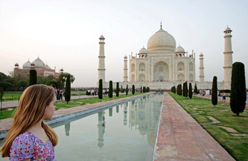 4 days mathura vrindavan tour package via taj mahal